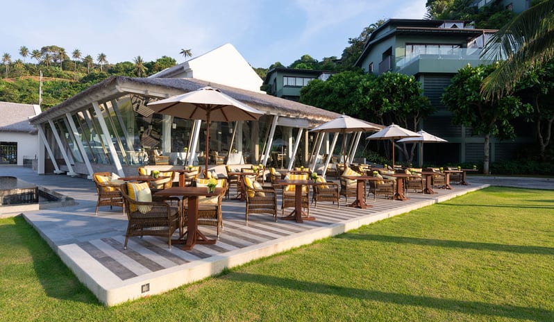 THE HARBOUR EXTERIOR